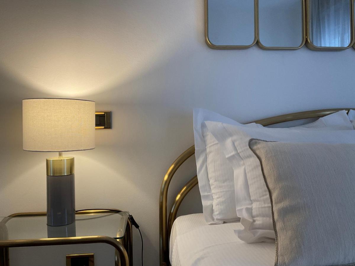 Tito Livio Deluxe Accommodation ปาโดวา ภายนอก รูปภาพ