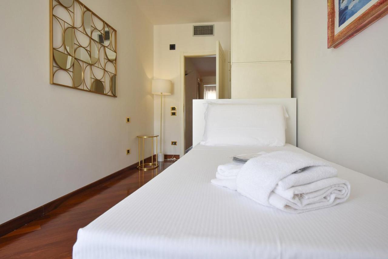 Tito Livio Deluxe Accommodation ปาโดวา ภายนอก รูปภาพ